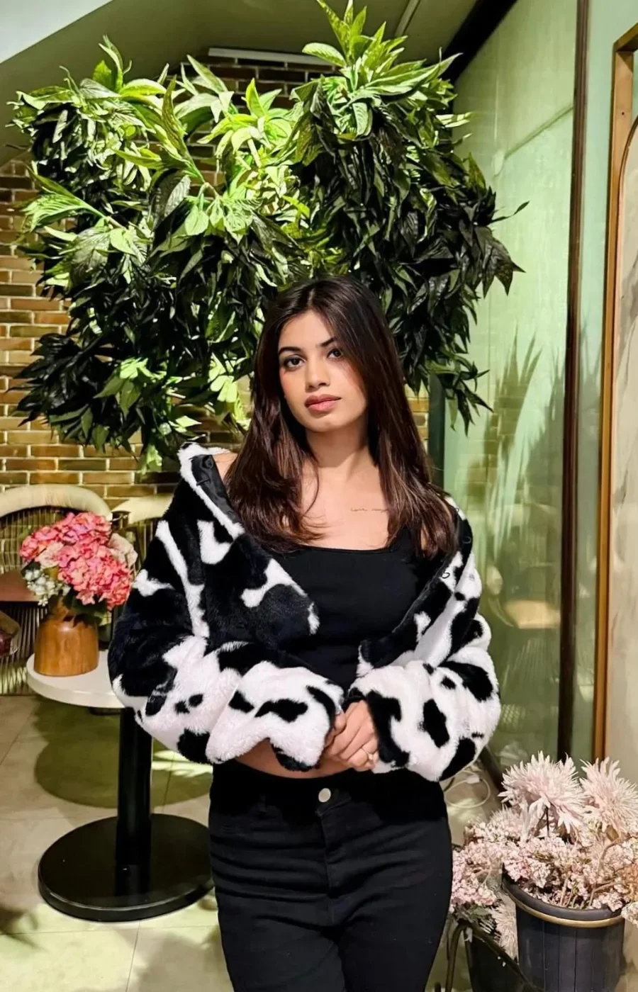 Escort Girl Lahore (13)